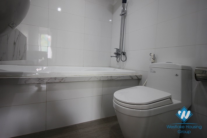 A nice and cheap 2 bedroom apartment for rent in Cau Giay, Ha Noi